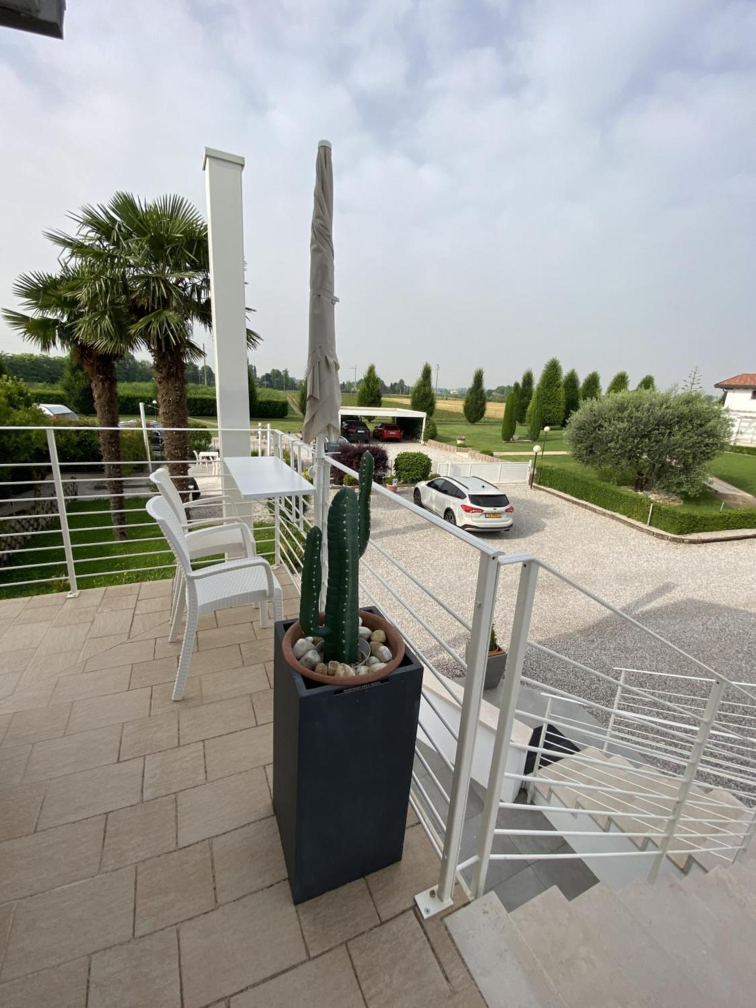 Meridien House Casalserugo 外观 照片