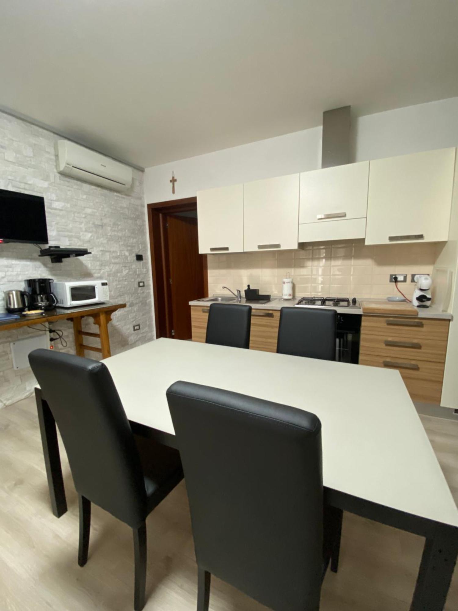 Meridien House Casalserugo 外观 照片